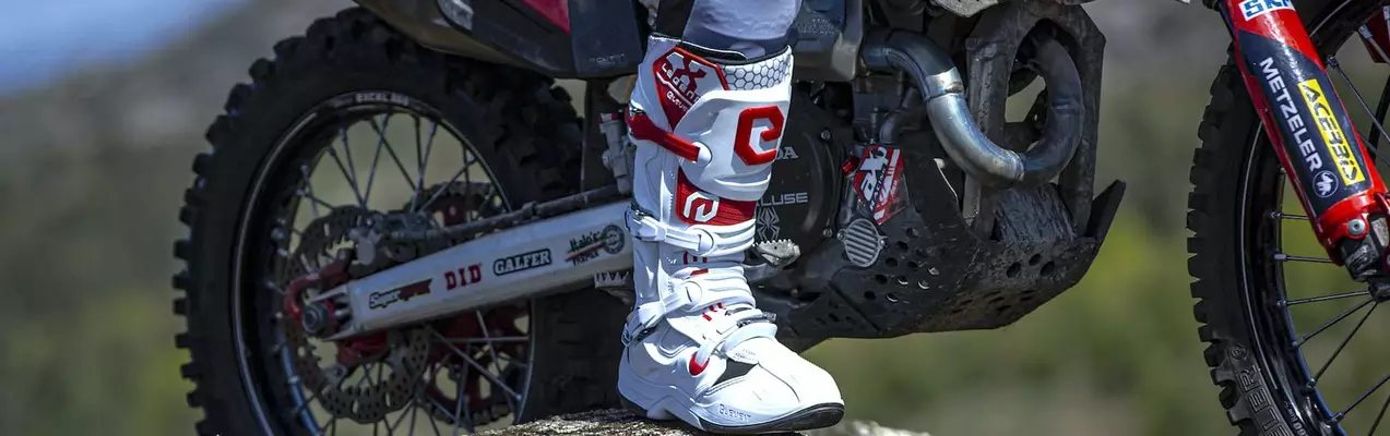 Eleveit motoboots 15