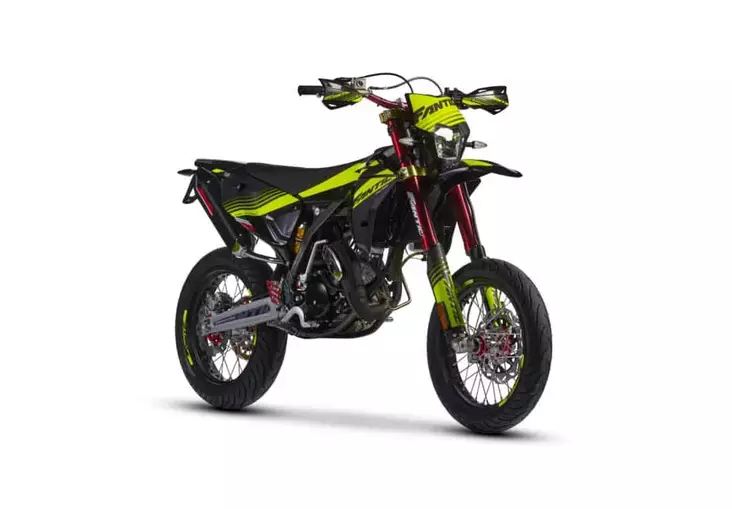 XM 50 Motard 2T Competition musta - Fantic -mopot - 950 - 1