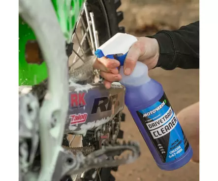 Ketjunpuhdistusaine MotoVerde Drivetrain Cleaner, 1L - MX Öljyt ja voiteluaineet - 3270 - 2