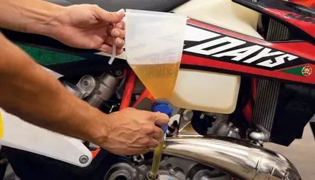 Öljyntäyttöastia Motion Pro, Pro Funnel, 1L - MX Yleistarvikkeet - 1532 - 2